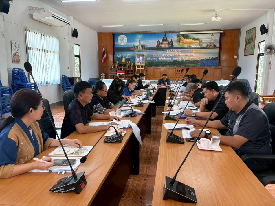 การประชุมการจัดทำร่างแผนพัฒนาท้องถิ่น (พ.ศ.2566-2570)เพิ่มเติม ครั้งที่ 2/2569 ในวันที่ 16 มิถุนายน 2569  ณ ห้องประชุมเทศบาลตำบลกุดไห
